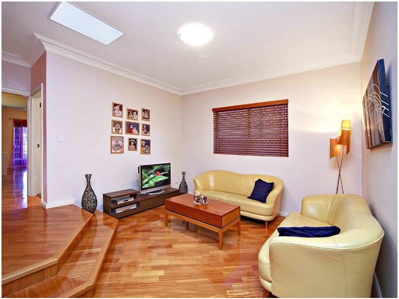 2 Tomkins Street, Bexley North NSW 2207