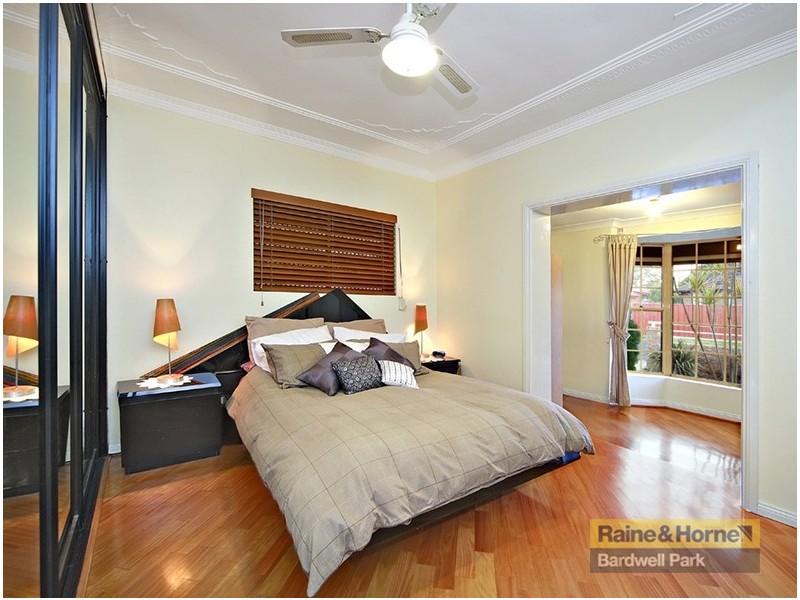 2 Tomkins Street, Bexley North NSW 2207