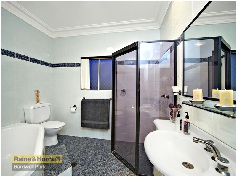 2 Tomkins Street, Bexley North NSW 2207