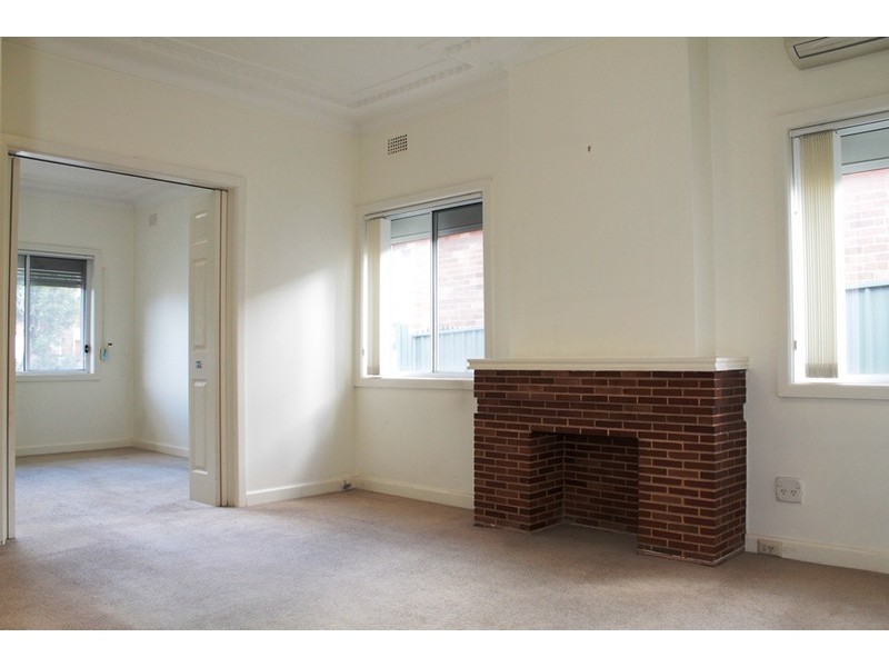 6 Powys Avenue, Bardwell Park NSW 2207