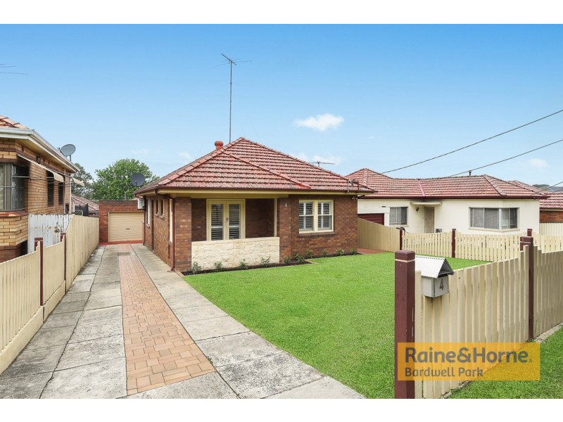 4 Poole Street, Kingsgrove NSW 2208