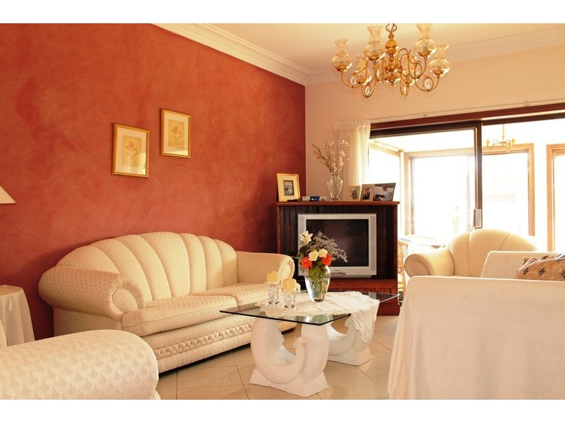 28 Clisdell Avenue, Canterbury NSW 2193