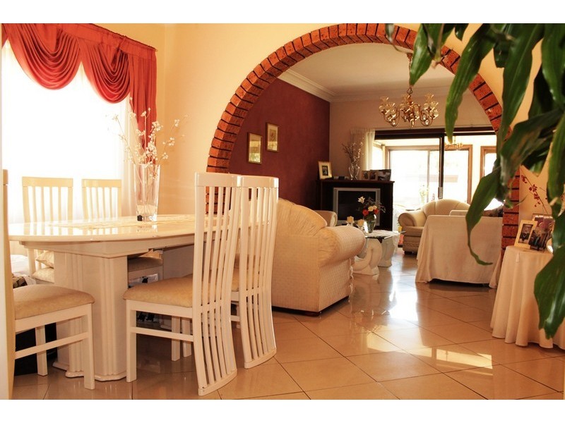 28 Clisdell Avenue, Canterbury NSW 2193