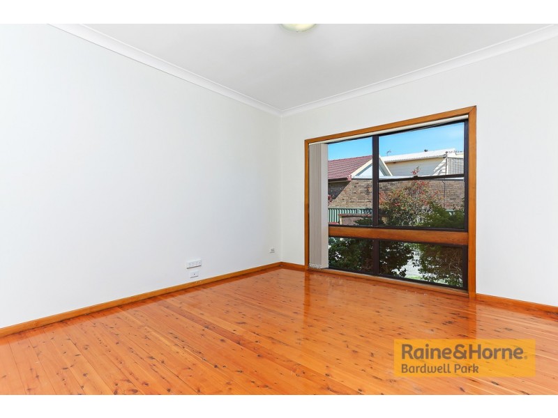 2/22 Haig Street, Bexley NSW 2207