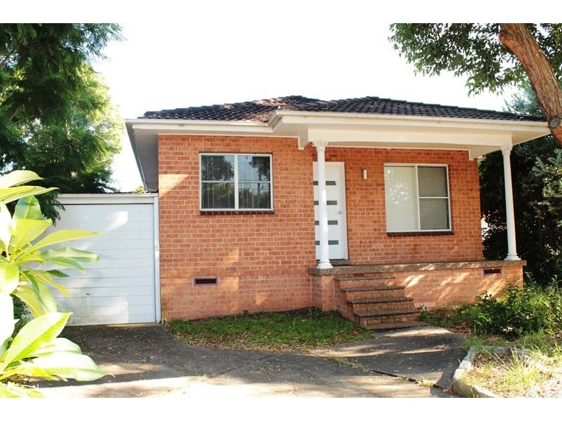 32 Westbourne Street, Bexley NSW 2207