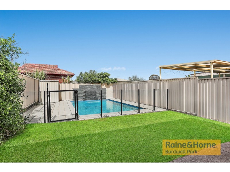 11a Bower Street, Roselands NSW 2196