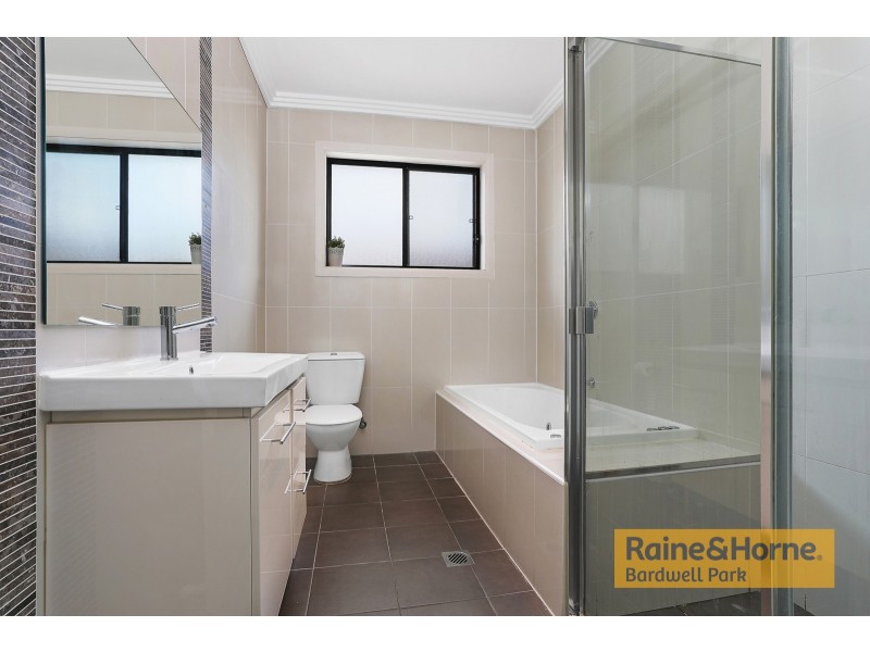 11a Bower Street, Roselands NSW 2196