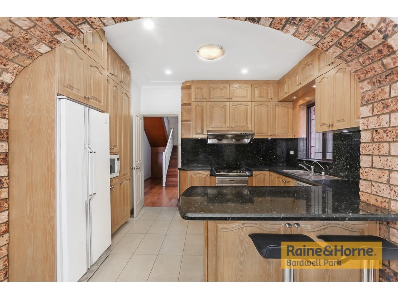 19 Earlwood Crescent, Bardwell Park NSW 2207