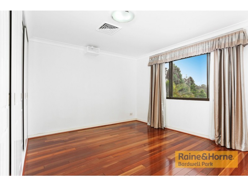 19 Earlwood Crescent, Bardwell Park NSW 2207