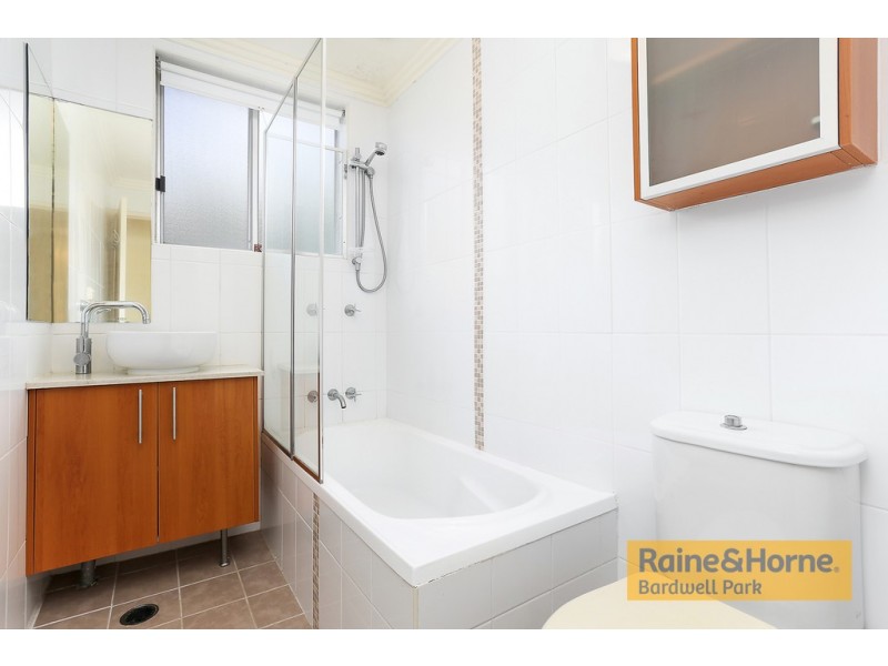 4/29 Phillip Street, Roselands NSW 2196