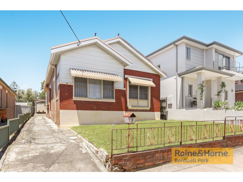 8 River Street, Earlwood NSW 2206