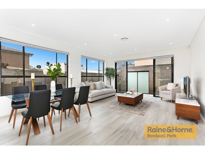 136 Wolli Street, Kingsgrove NSW 2208