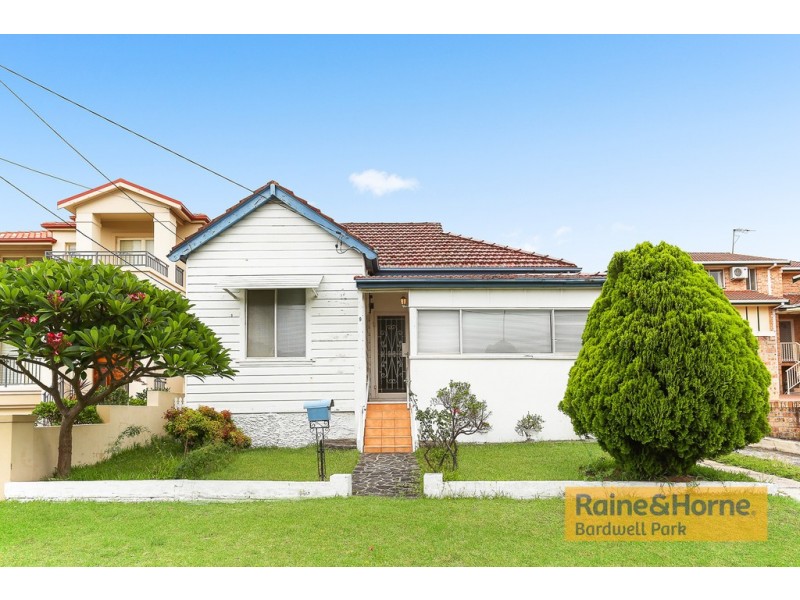 9 Nelson Road, Earlwood NSW 2206