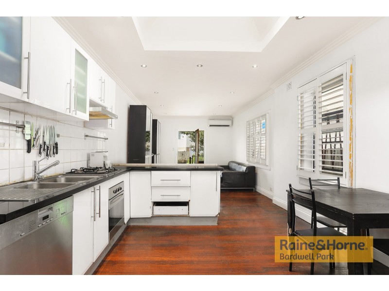 27 Campbell Street, St Peters NSW 2044