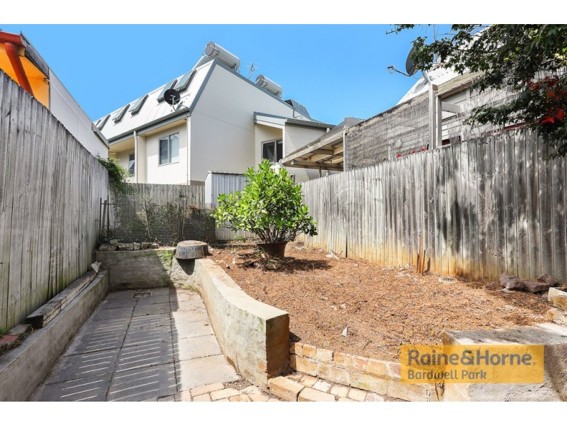 27 Campbell Street, St Peters NSW 2044