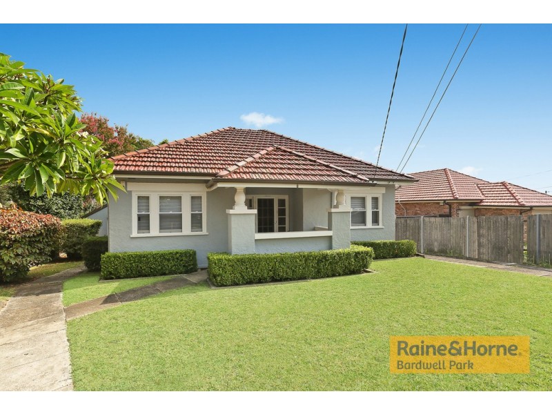 9 Hamel Crescent, Earlwood NSW 2206