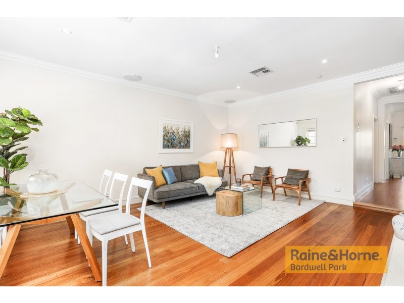 9 Hamel Crescent, Earlwood NSW 2206