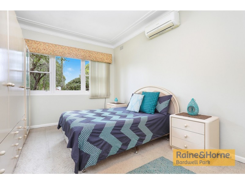 92 Caroline Street, Kingsgrove NSW 2208