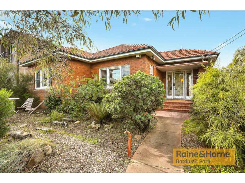 1 Moore Street, Bardwell Park NSW 2207