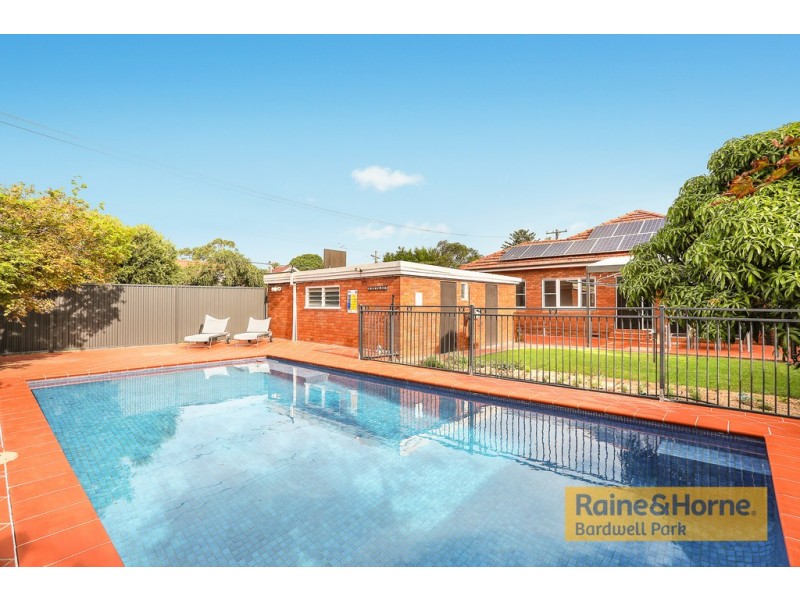 1 Moore Street, Bardwell Park NSW 2207