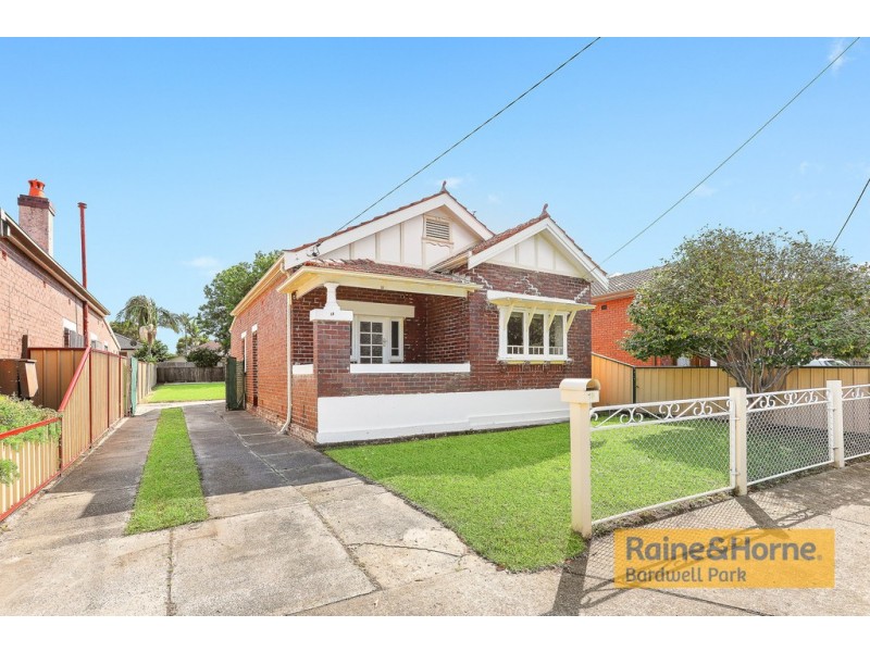 18 Glenore Road, Canterbury NSW 2193