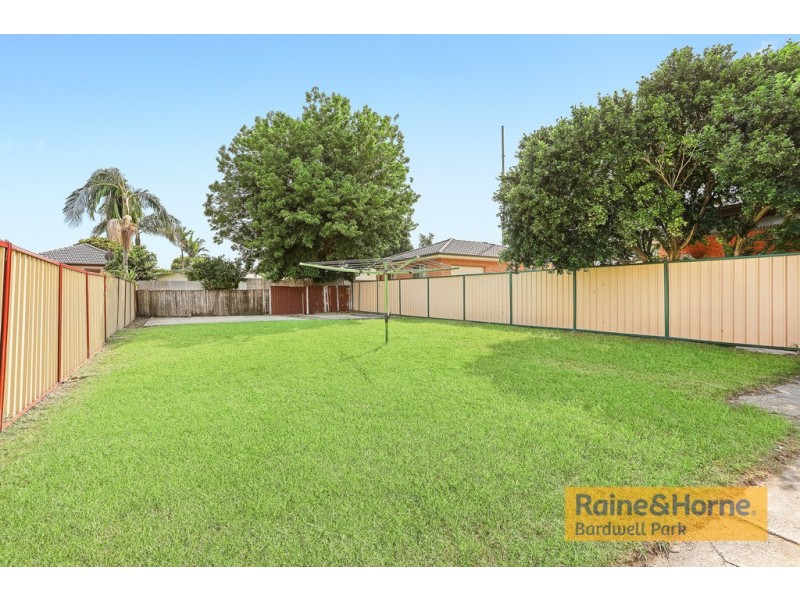 18 Glenore Road, Canterbury NSW 2193