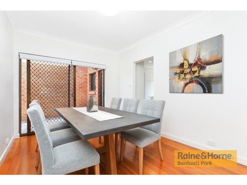 1/8 Flinders Road, Earlwood NSW 2206