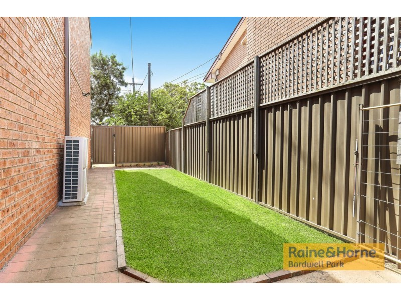 1/8 Flinders Road, Earlwood NSW 2206