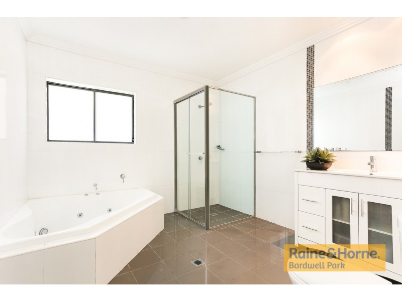 72 Payten Avenue, Roselands NSW 2196