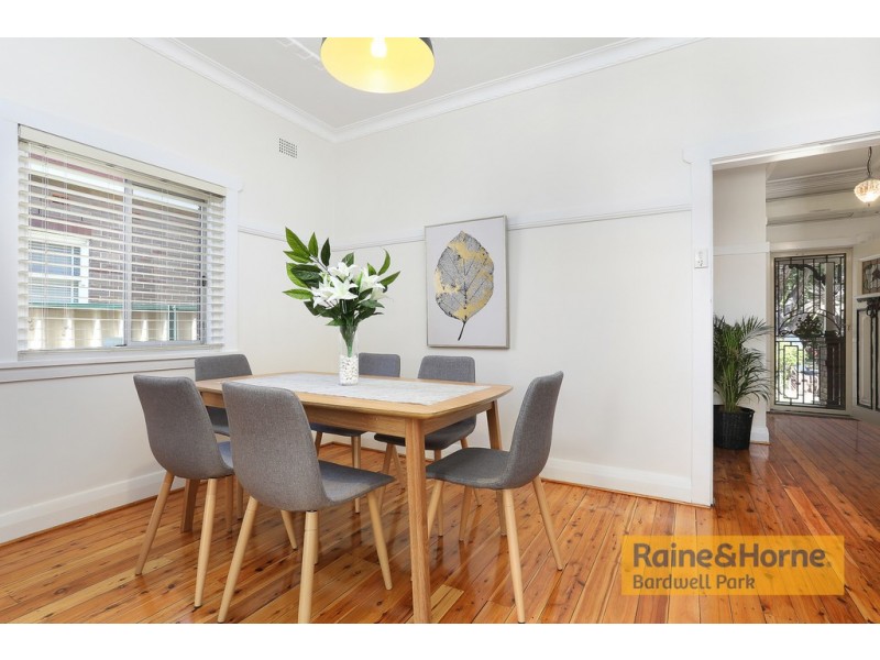 8 Lawn Avenue, Clemton Park NSW 2206