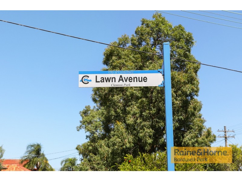 8 Lawn Avenue, Clemton Park NSW 2206