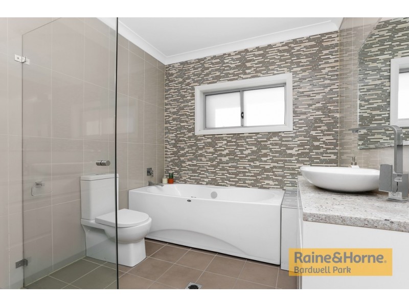 241a William Street, Kingsgrove NSW 2208