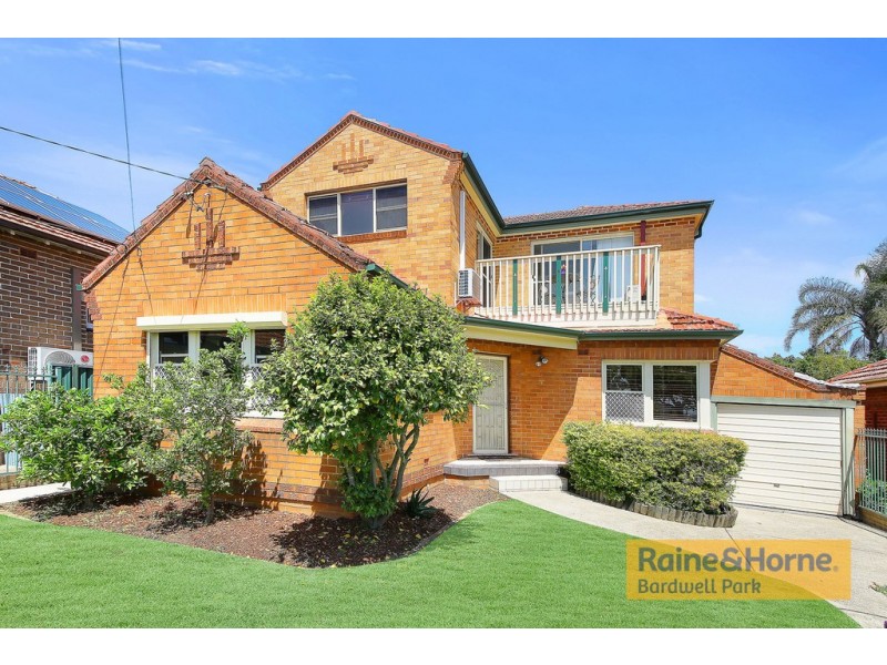 10 Doris Avenue, Earlwood NSW 2206