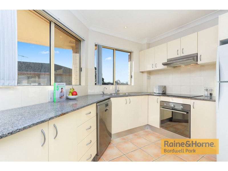 19/1 Hillview Street, Roselands NSW 2196