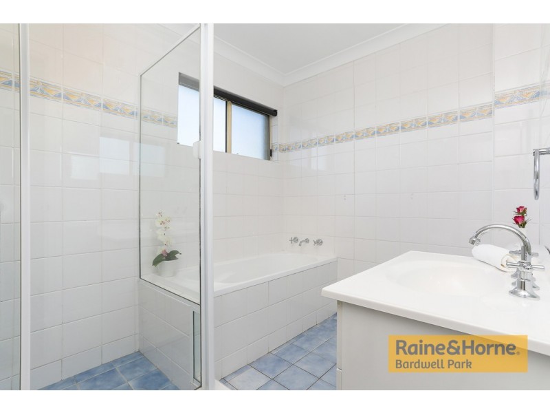 19/1 Hillview Street, Roselands NSW 2196