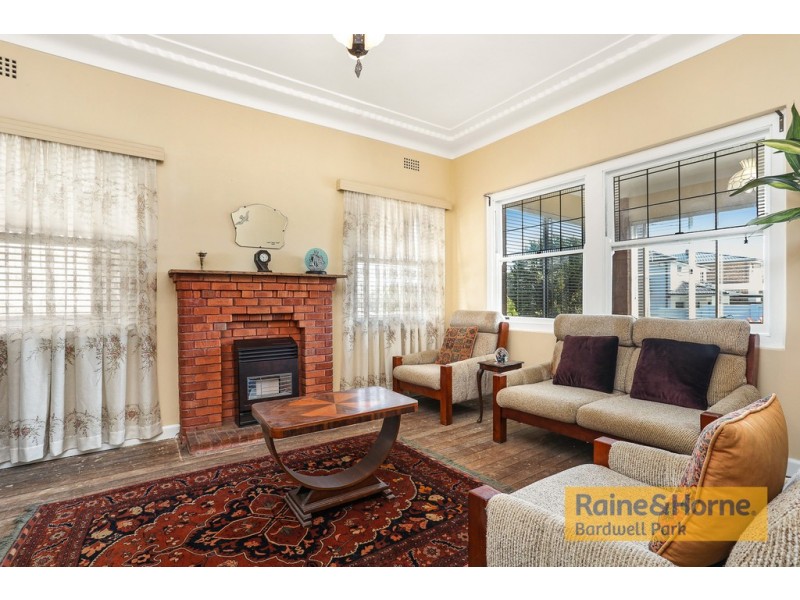 48 Barnsbury Grove, Bardwell Park NSW 2207