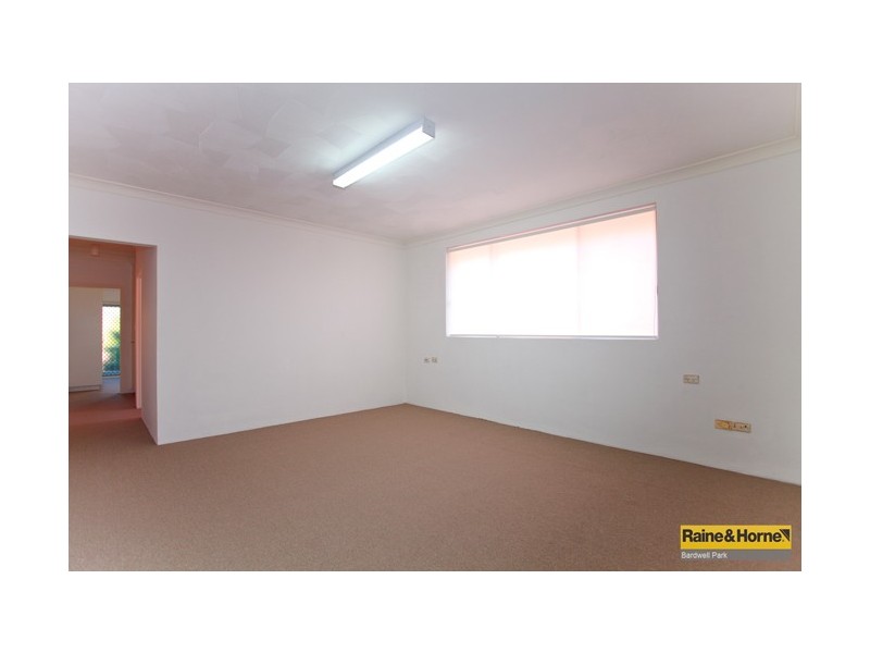 8/19 Denman Avenue, Wiley Park NSW 2195