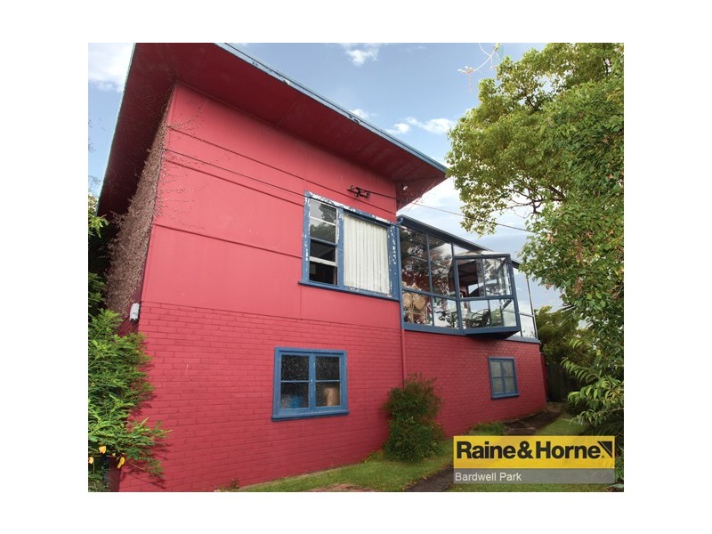 102 Queen Victoria Street, Bexley NSW 2207