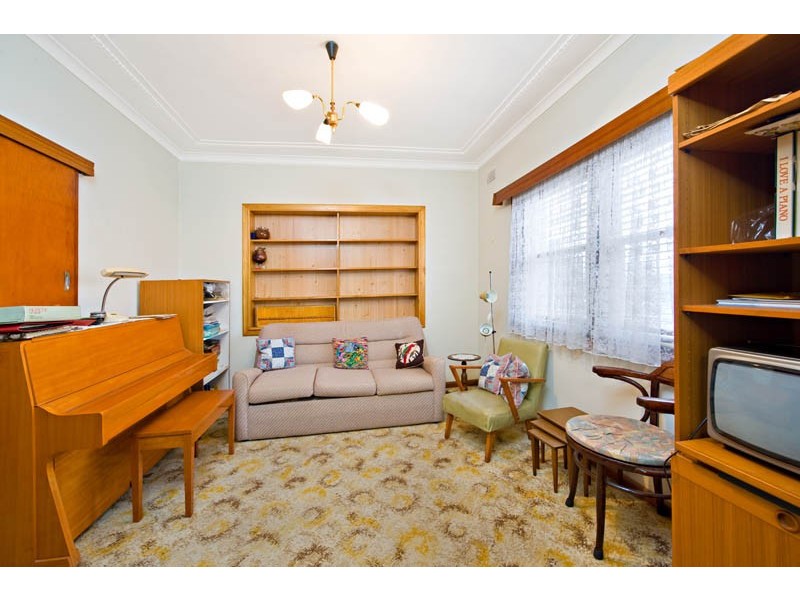 4  Panorama Road, Kingsgrove NSW 2208