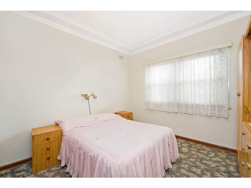 4  Panorama Road, Kingsgrove NSW 2208