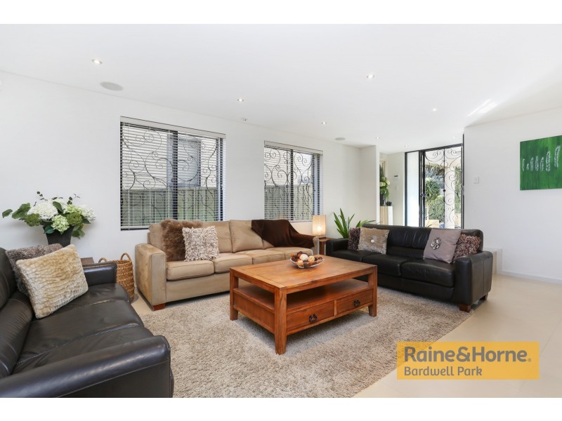 95 Dreadnought Street, Roselands NSW 2196