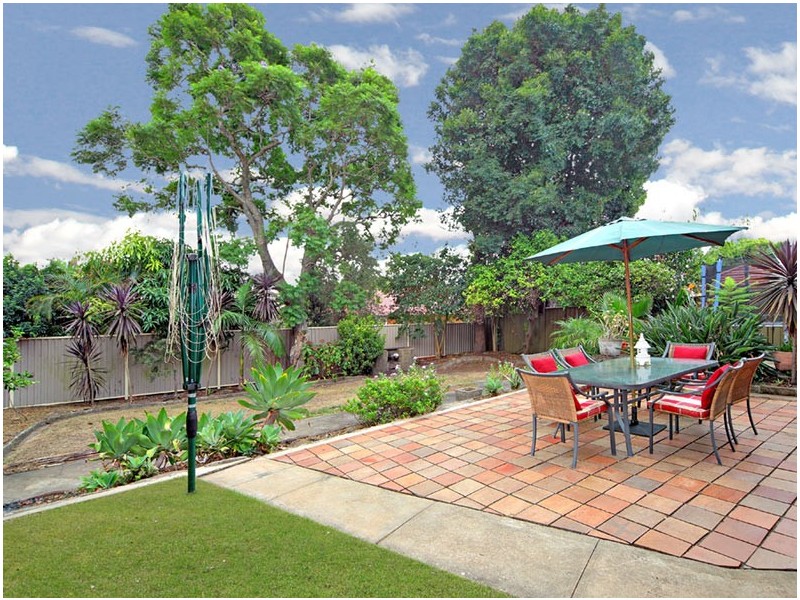 51 Earlwood Crescent, Bardwell Park NSW 2207