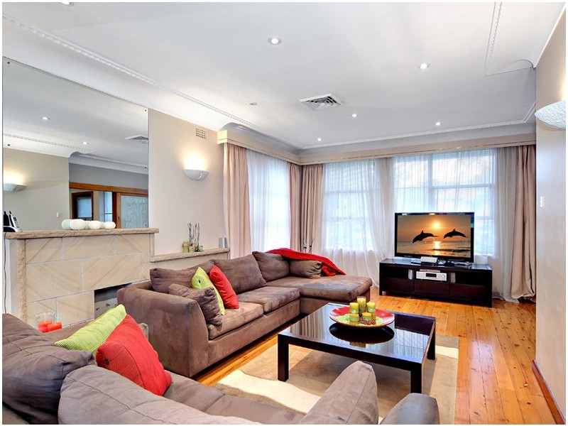 51 Earlwood Crescent, Bardwell Park NSW 2207