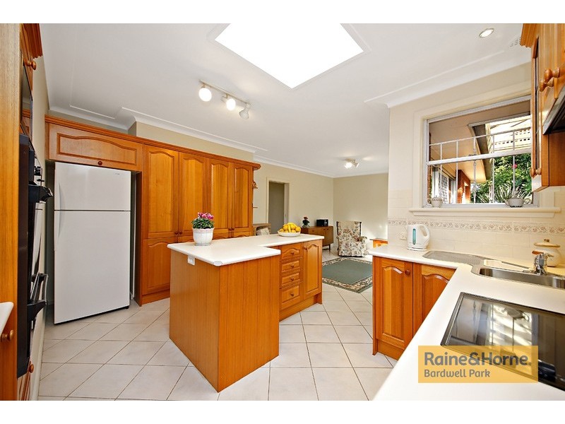 6 May Street, Bardwell Park NSW 2207