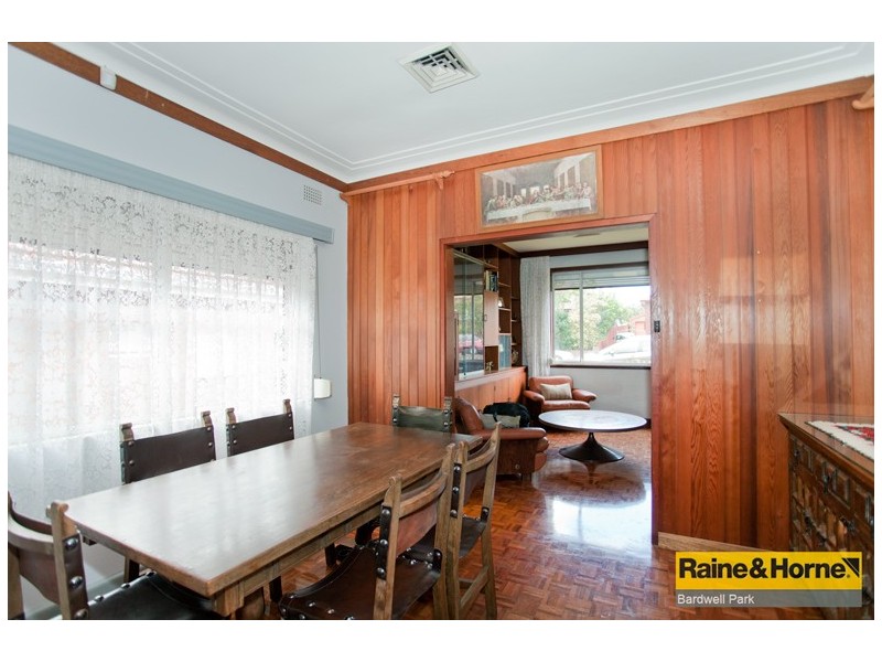 9 Dowsett Road, Kingsgrove NSW 2208