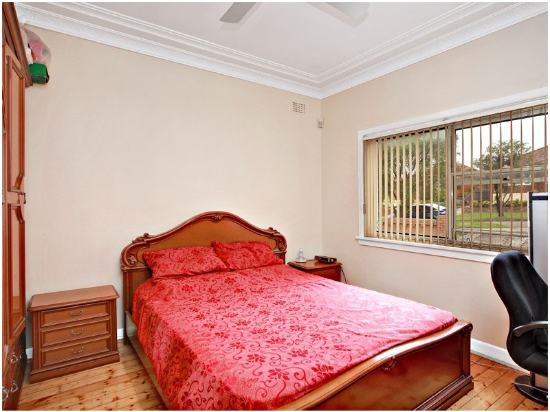 18 Demaine Avenue, Bexley North NSW 2207