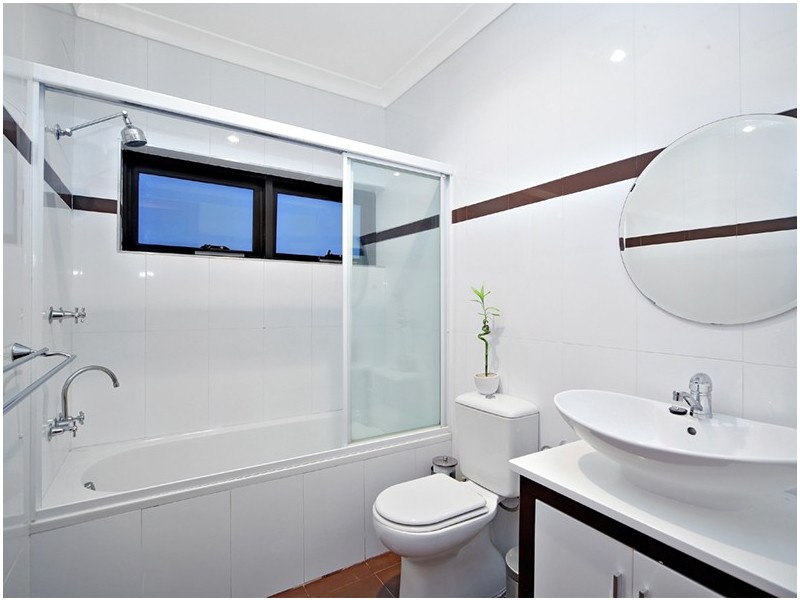 51 Rosemeath Avenue, Kingsgrove NSW 2208