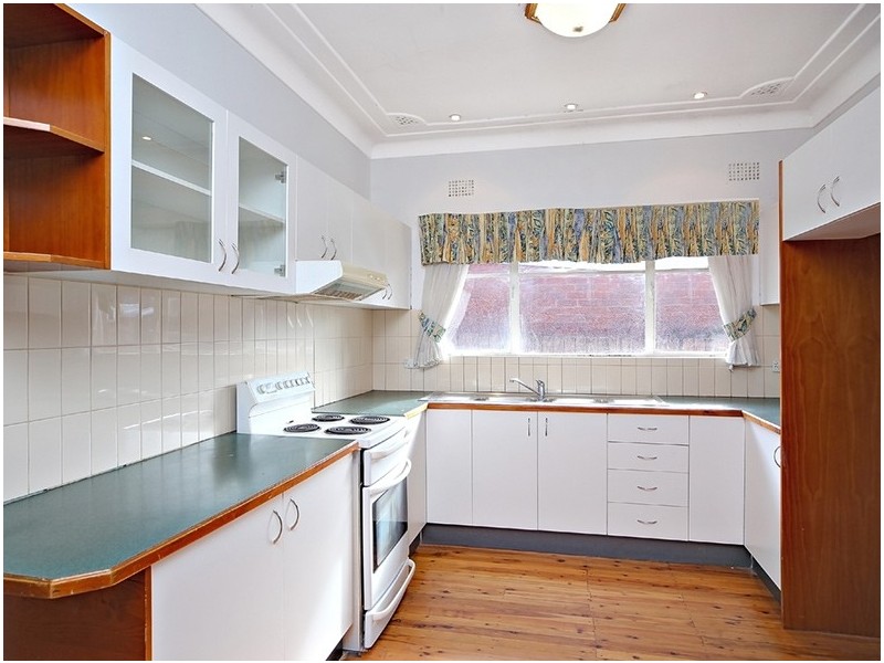 7 Jones Avenue, Kingsgrove NSW 2208