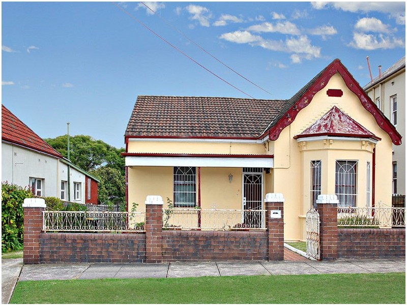 16 Warren Road, Marrickville NSW 2204