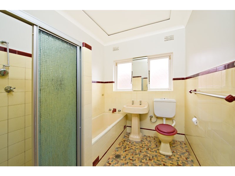 39 Chisholm Avenue, Clemton Park NSW 2206